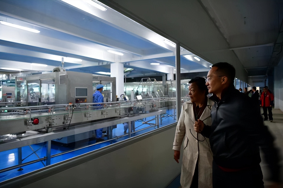 浜戝崡楂樻牎瑙嗗療,浜戝崡澶у鑰冨療璋冪爺