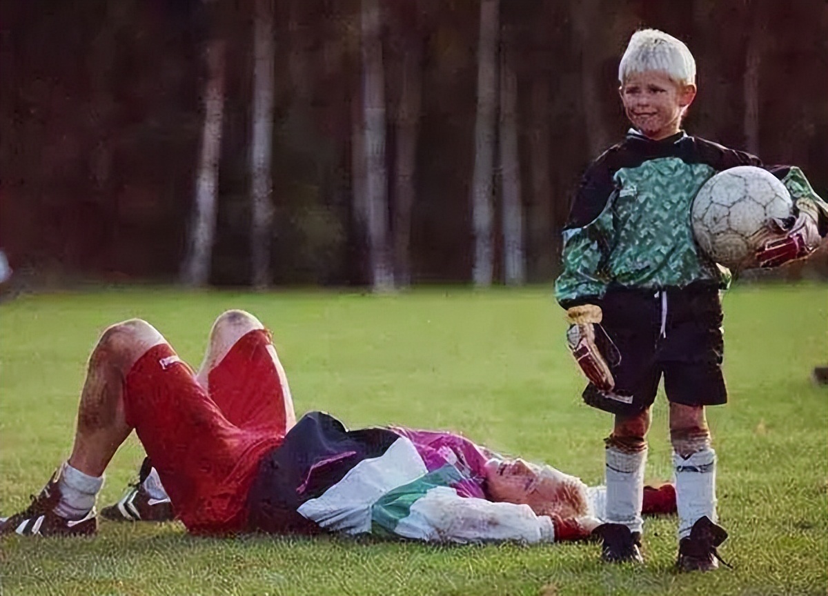 舒梅切尔父子当门将多久了,舒梅切尔父子简介