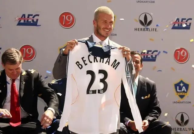 赛场上的好球员，大家庭的好父亲，可他却犯了一个男人都会犯的错