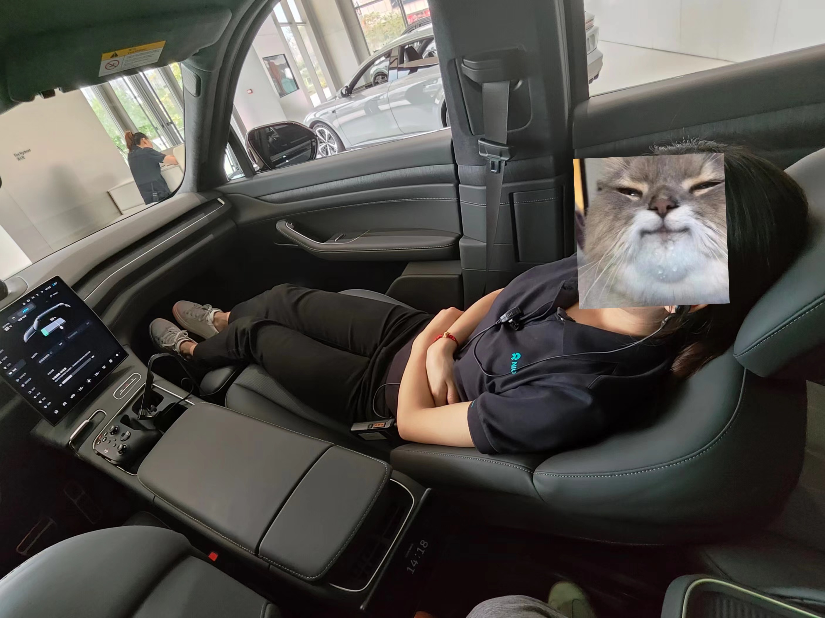 沉浸式体验蔚来es8新款,详细体验蔚来全新es8