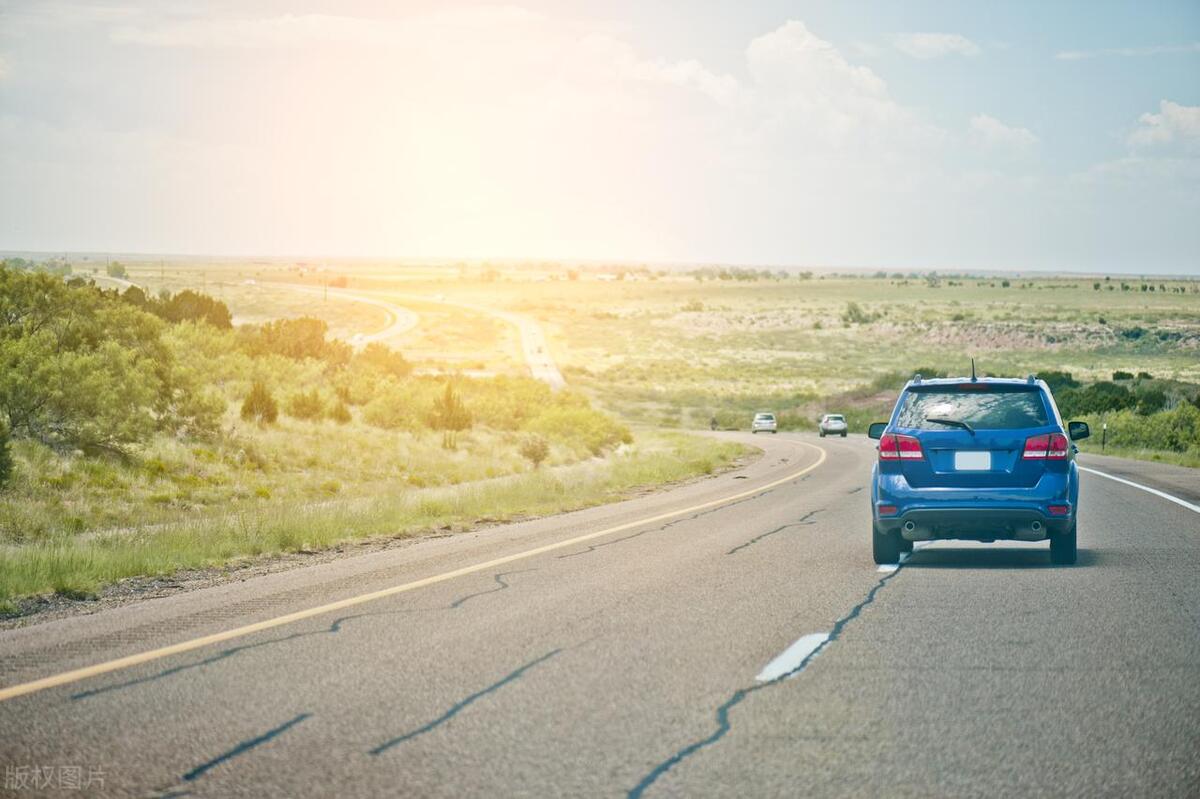 轿车托运公司私家车托运,轿车托运2000公里收费标准