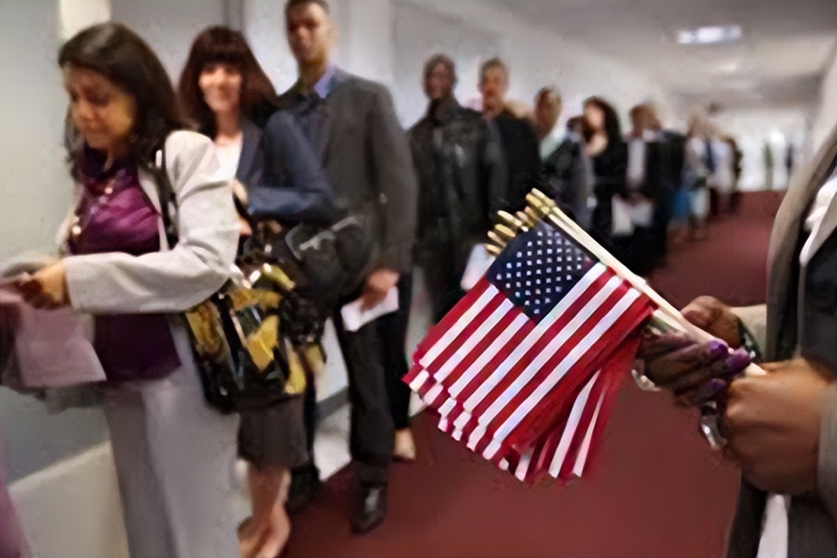 2021年中国和美国gdp排名,美国gdp什么时候全球第一的