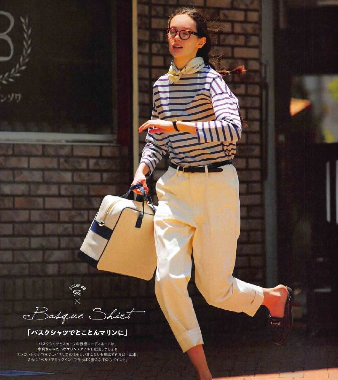 春天系“丝巾”，凭什么好看？这2个精髓，优雅女人如获至宝