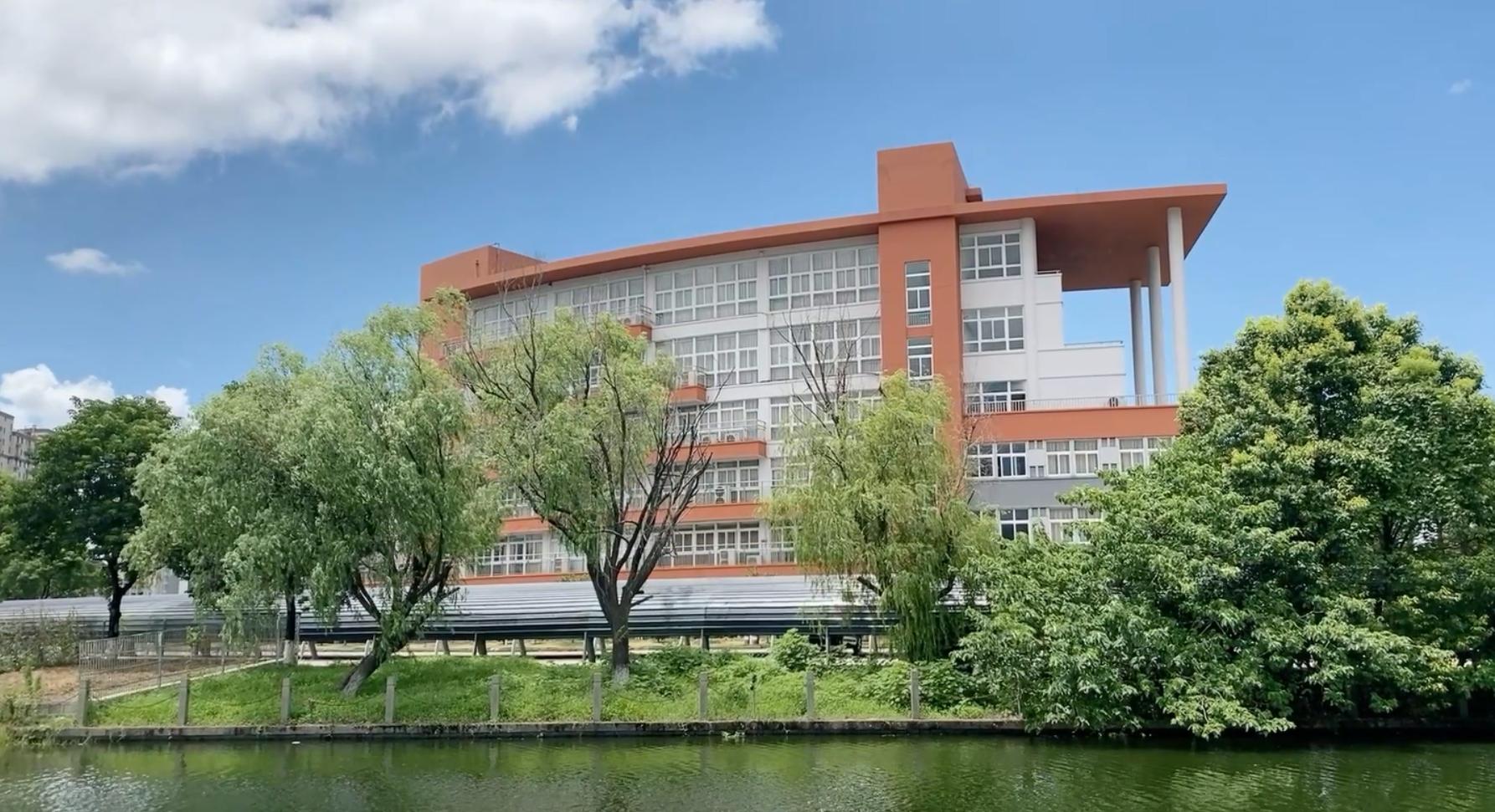 简单聊聊头顶“北仑”二字的北仑中学,欢迎校友来帮我补充补充啊