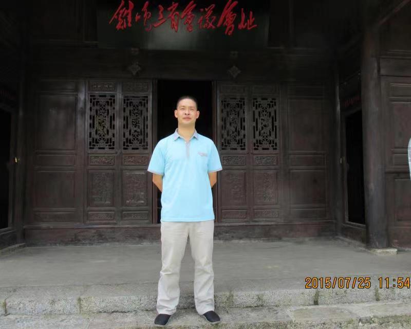 忆起那些年：师范母校，梧桐花开