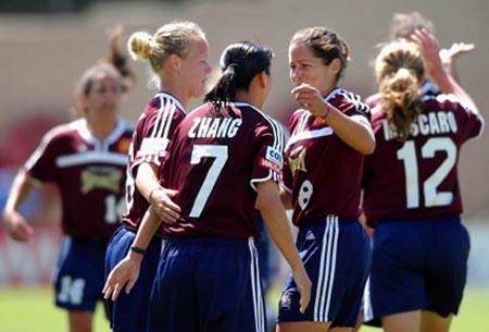 美国足球大联盟的日本女足球员,美国女足大联盟的中国球员