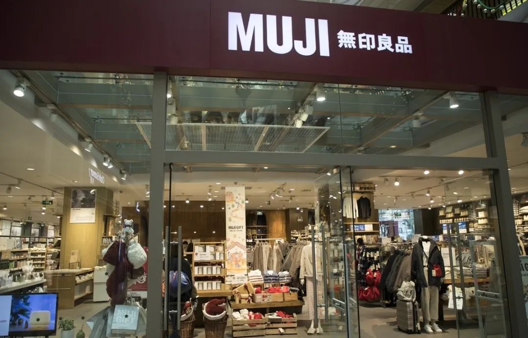 国潮不能丢,国潮品牌比大牌好吗