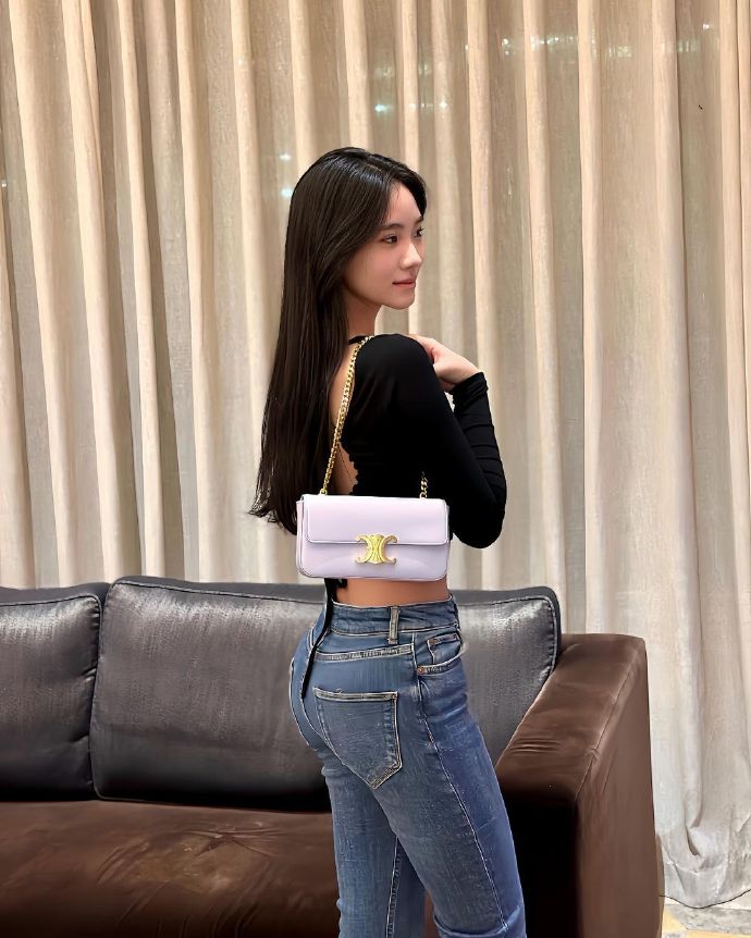 小s二女儿合体拍广告,小s二女儿凹造型