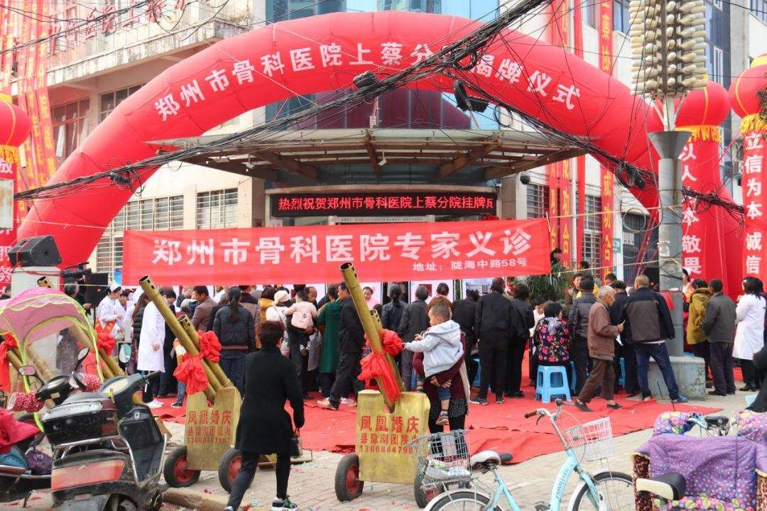 英国房东给中国小伙免租八年,英国房东为中国小伙免租8年