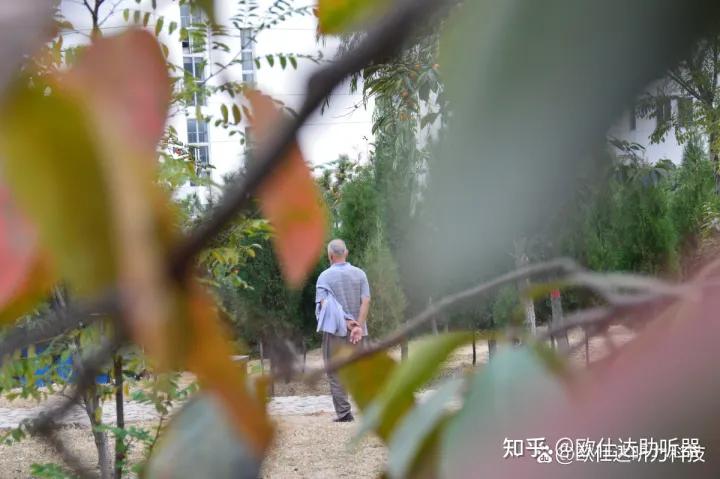 高频听力下降助听器有用吗,噪声聋适合戴哪款助听器