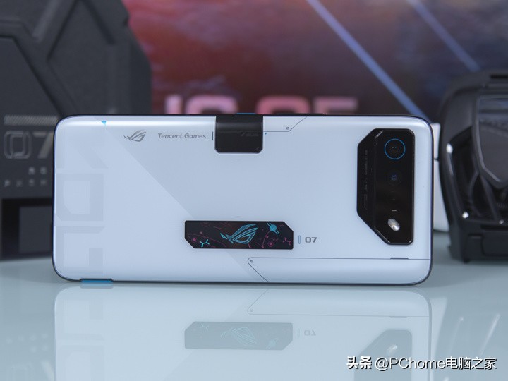 鑵捐rog7pro鍚冮浮娴嬭瘎,鑵捐娓告垙鎵嬫満rog7pro娴嬭瘎