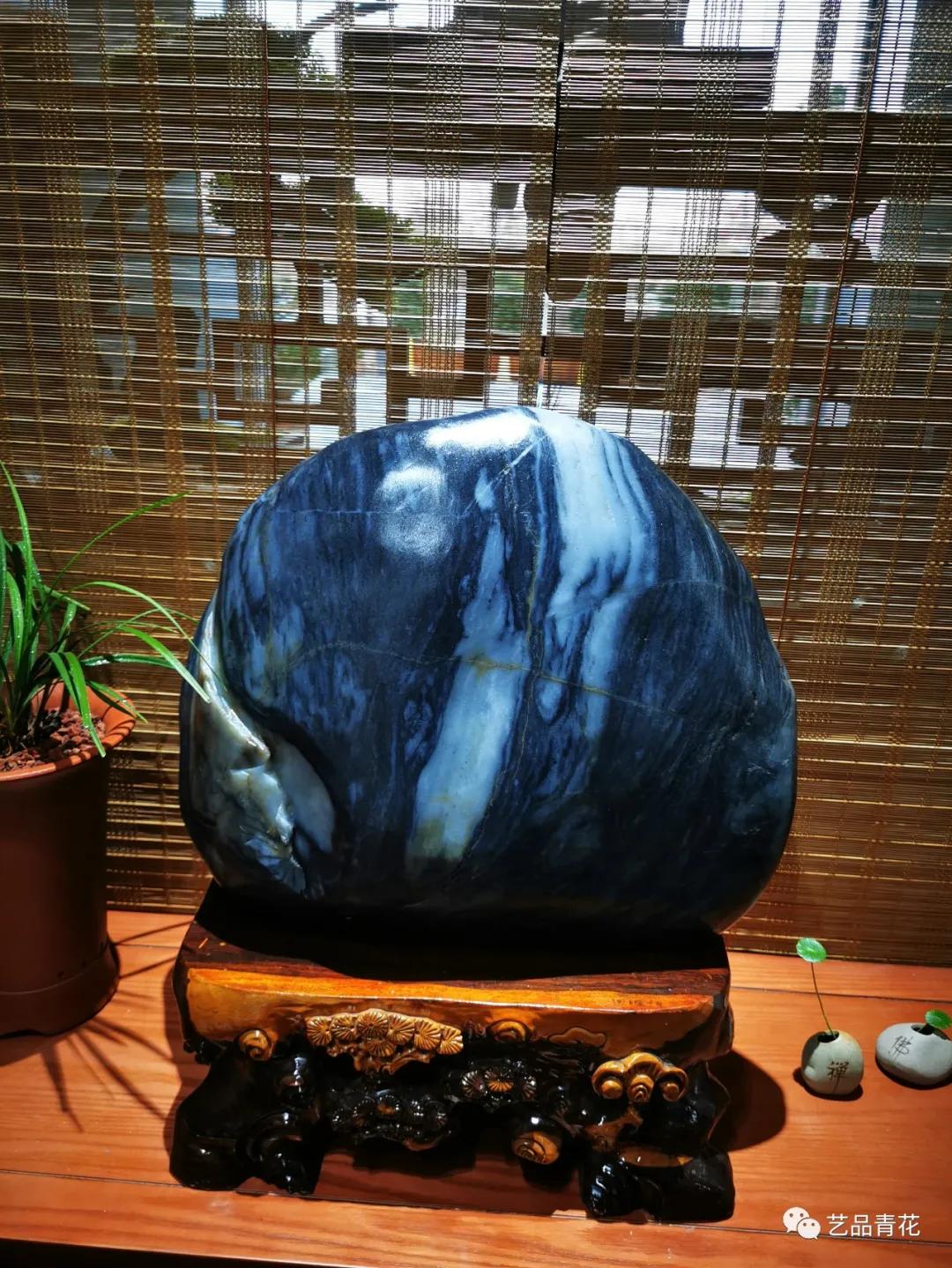 和田顶级青花籽料原石成交价格,青花玉籽料欣赏