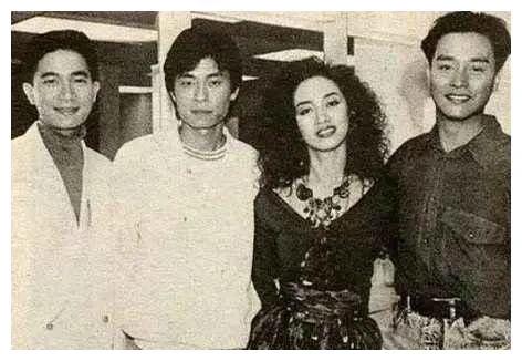 粉丝记事本蒙面,粉丝记事本蒙面唱将完整视频