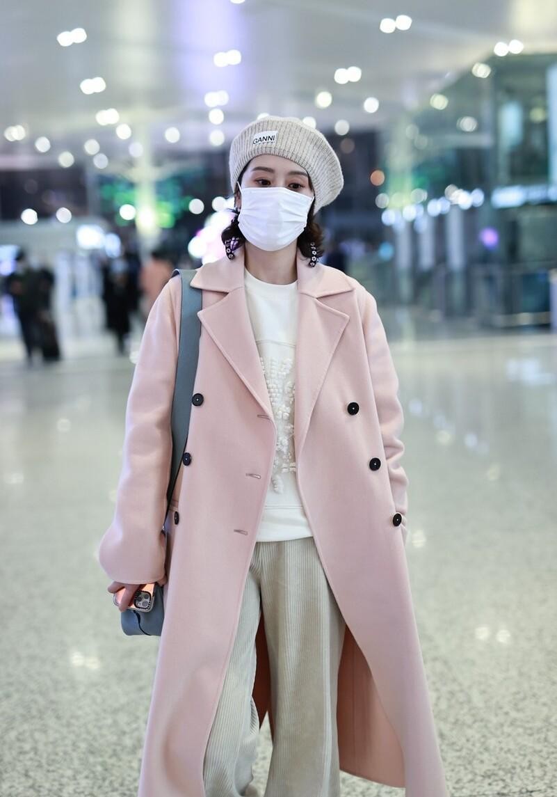 海清毛呢外套穿搭,海清日常春天着装穿搭