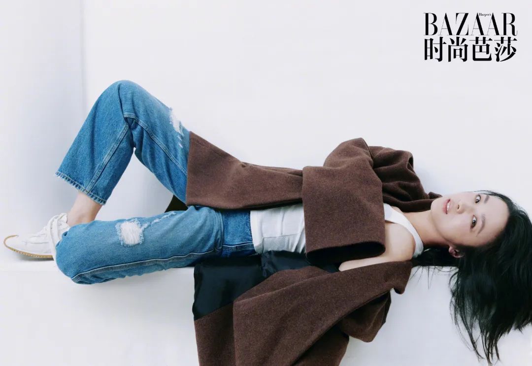 赵丽颖一头红发绚丽吸睛,赵丽颖红发造型