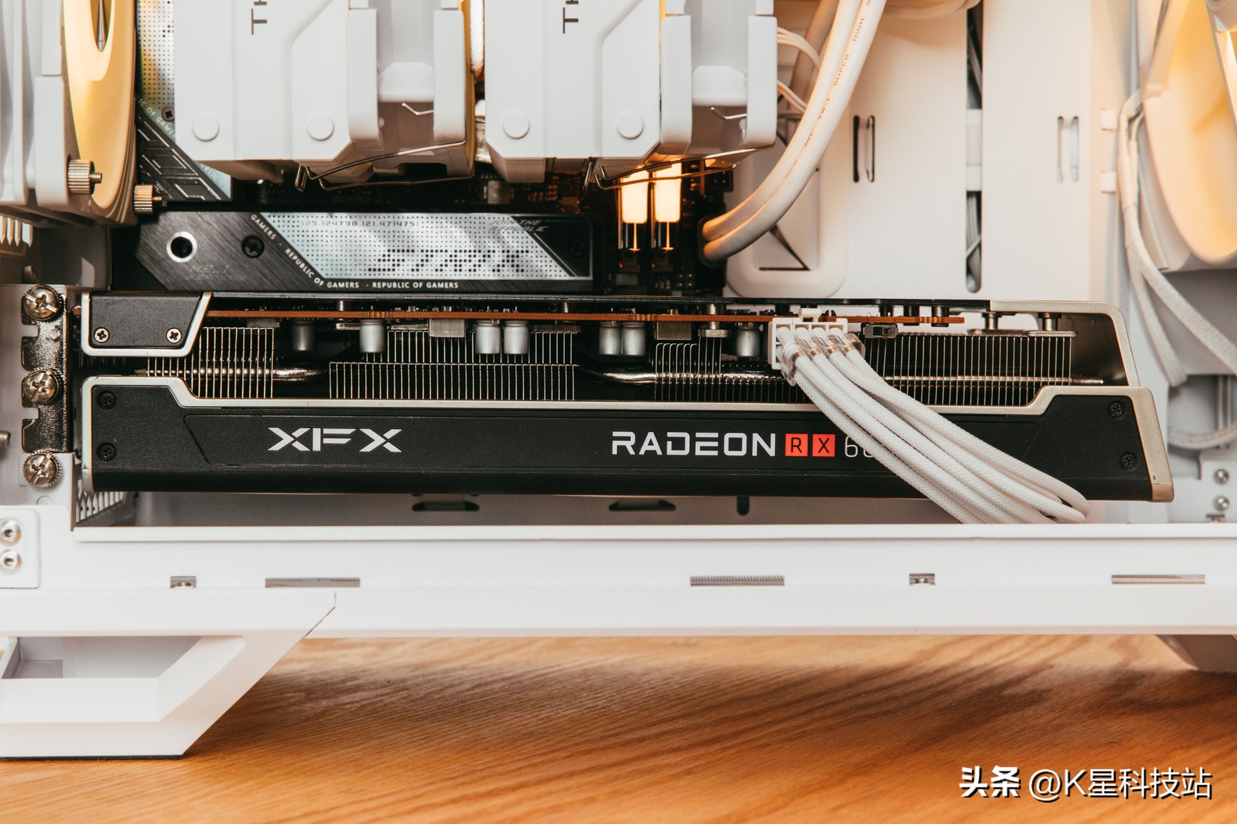 鍗庣x670e涓绘澘涓婁粈涔坈pu,鍗庣strixz690-e瑁呮満瑙嗛