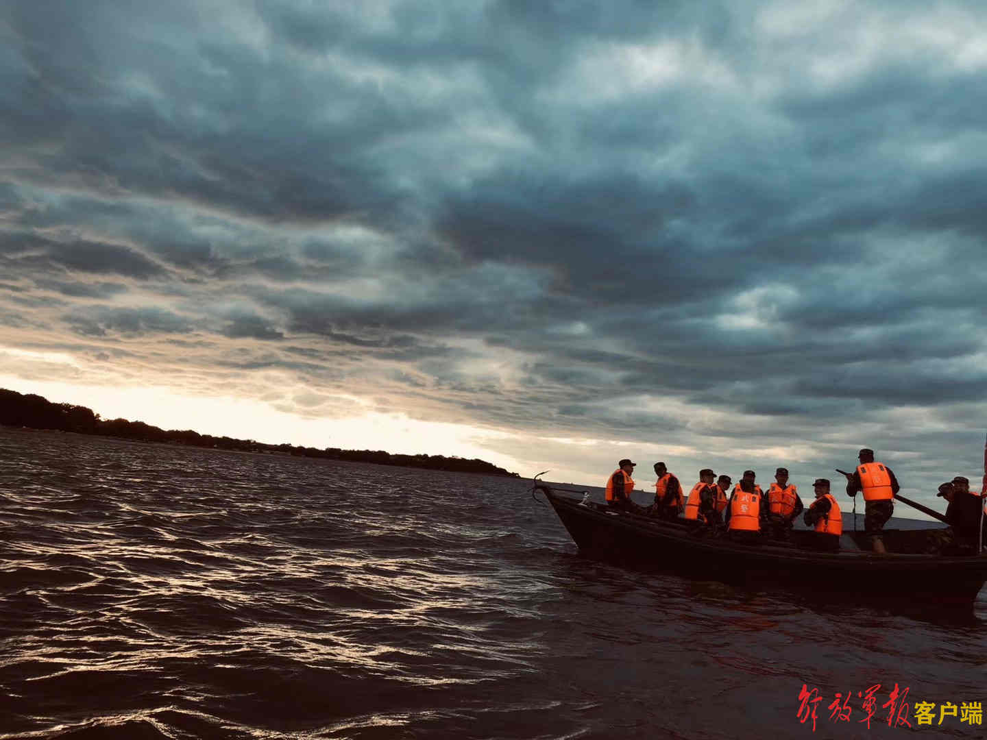 致敬在军营奋斗的每一刻,奋进强军新征程个人心得体会