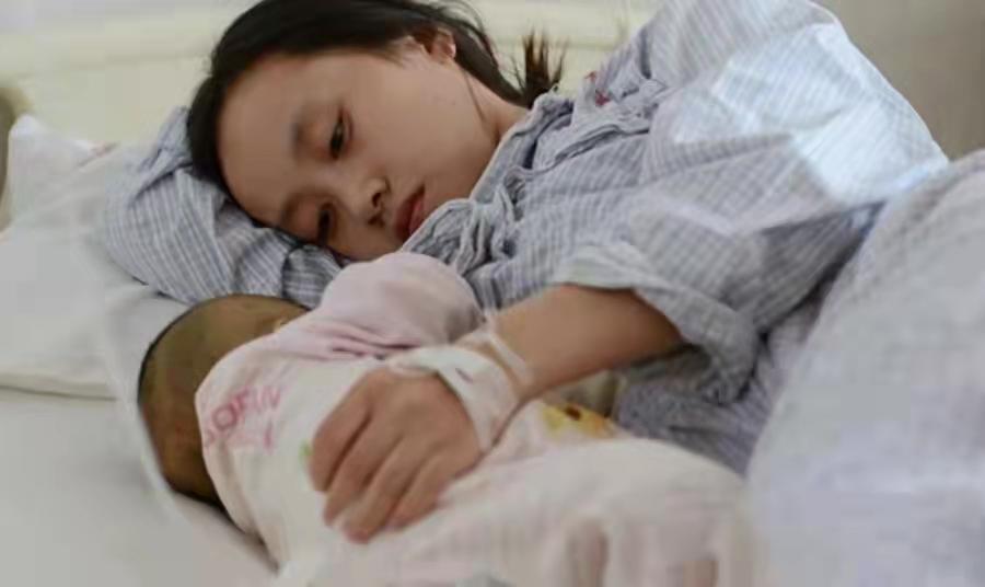 睡眠倒退期厌奶期,厌奶期睡眠倒退期尖叫期还有啥