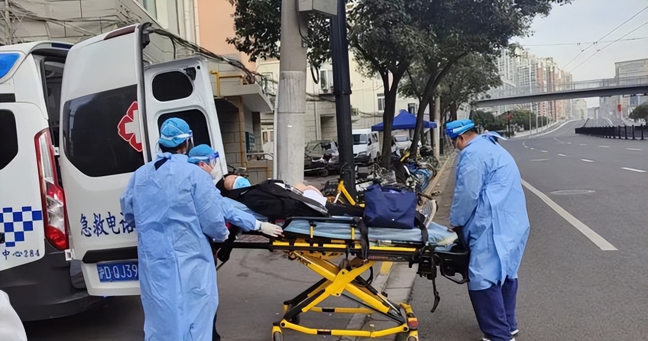 浦西封控期间要去医院怎么办,浦西封控首日