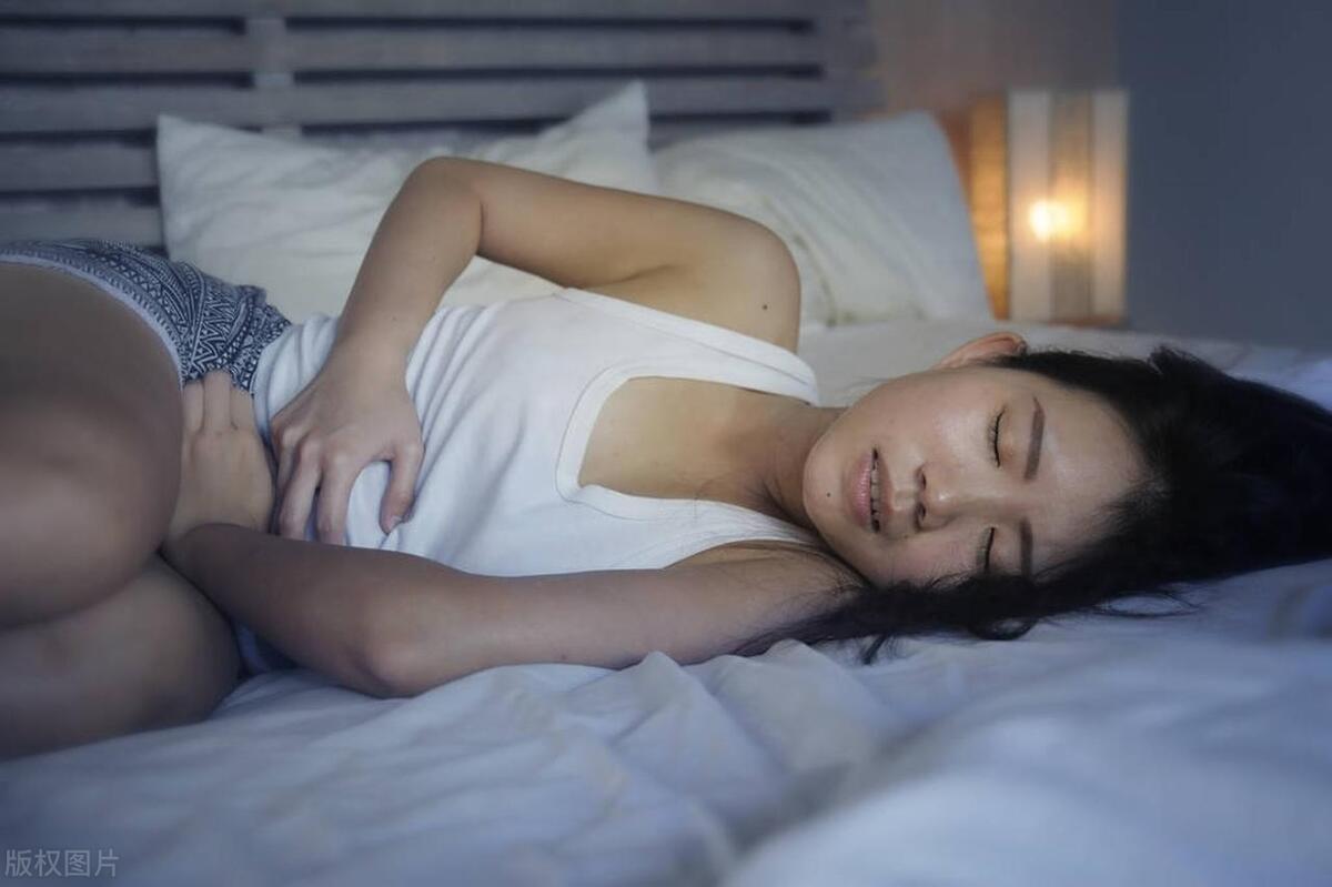 来经期特别疼什么原因,经期疼代表什么