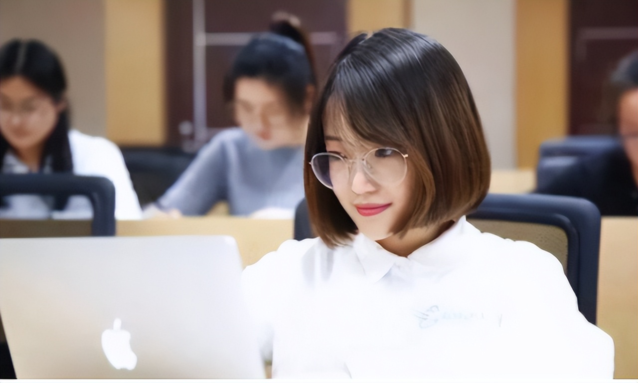 男生理想女友职业排行出炉,最理想女友职业排行榜