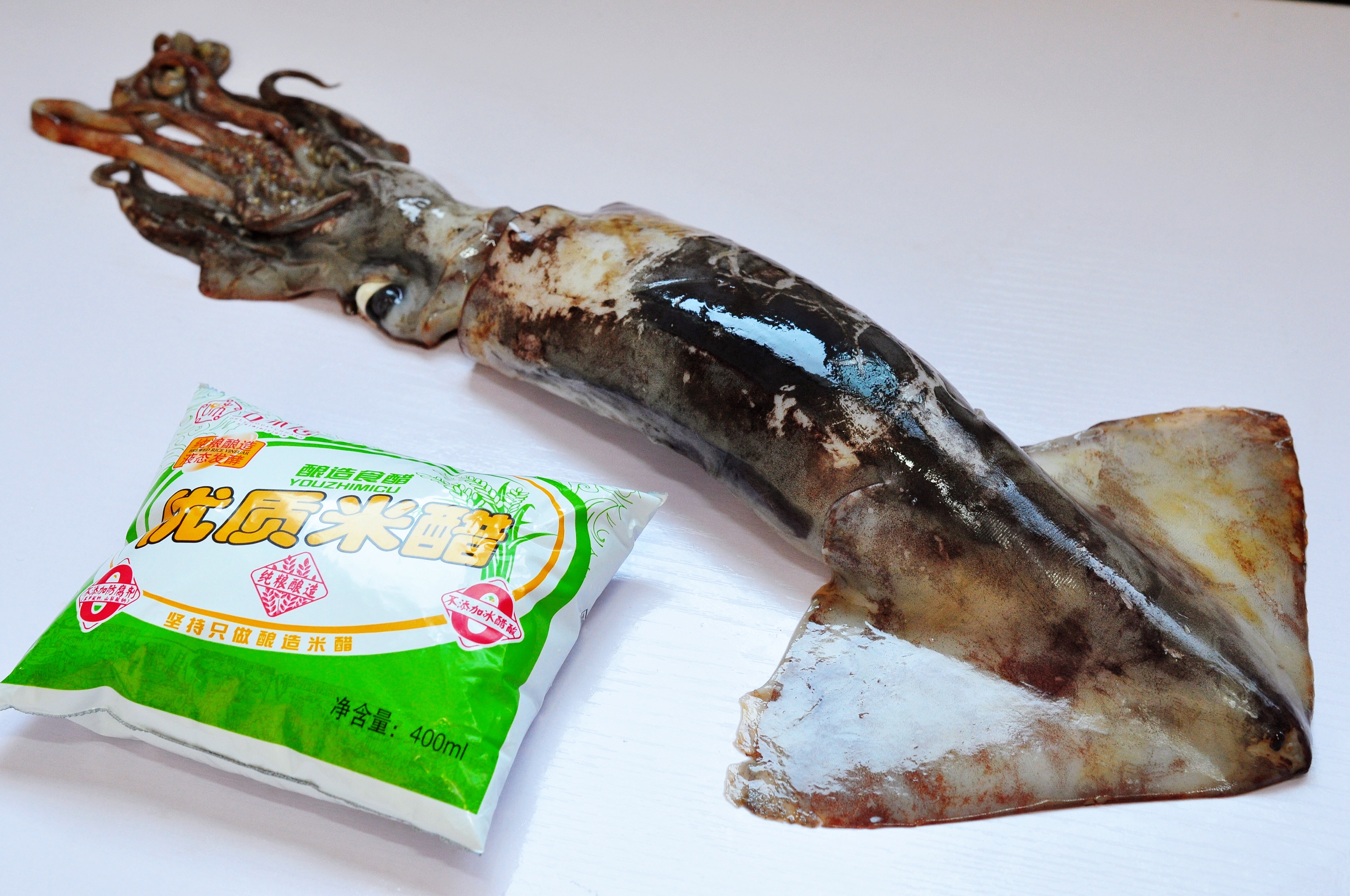 切干鱿鱼卷的正确方法,鱿鱼皮怎么撕干净利落