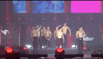 泰国泰娱走红毯很疯吗,泰国曼谷韩流演唱会