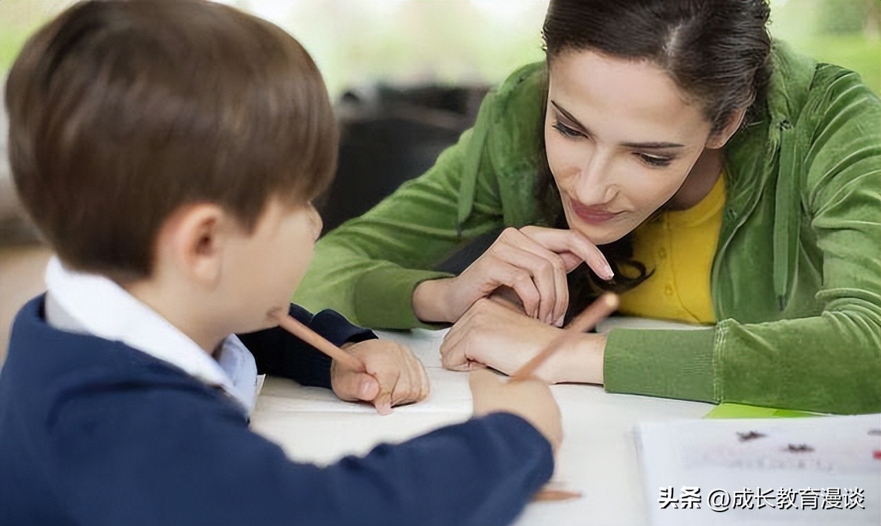 不满意学校老师怎么办,不满意老师教学如何跟孩子沟通