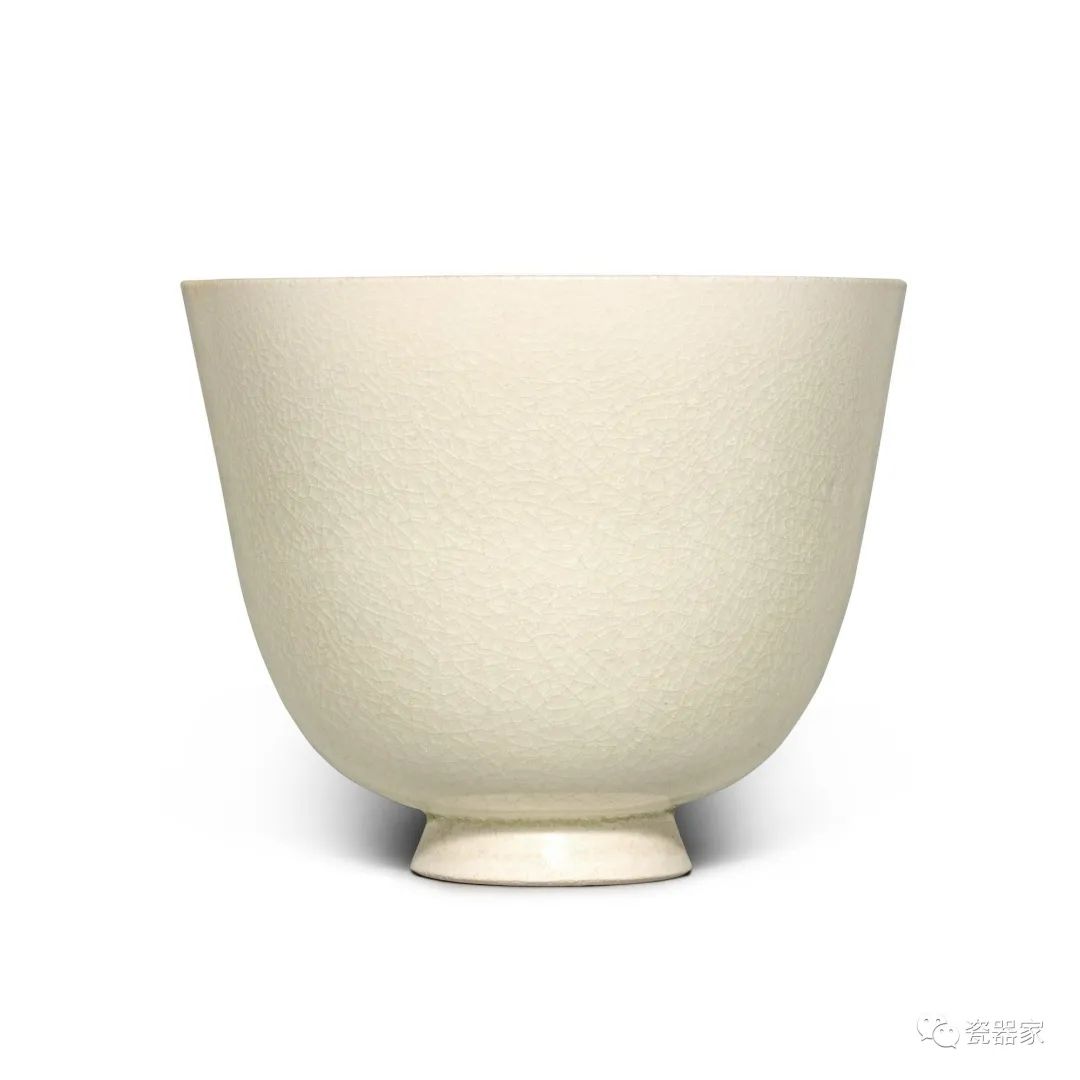 苏富比瓷器秋拍 (苏富比19年香港瓷器春拍)