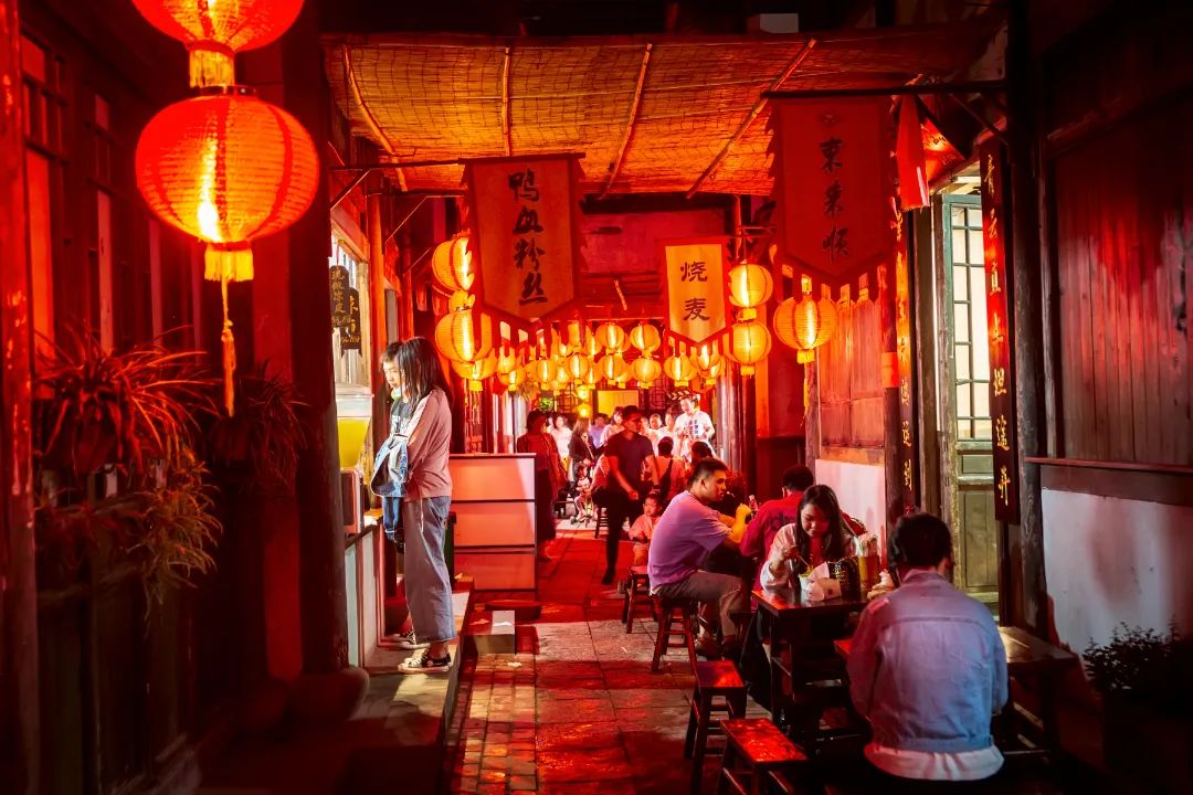 “老鼠爱大米”本周六空降象山影视城大宋奇妙夜