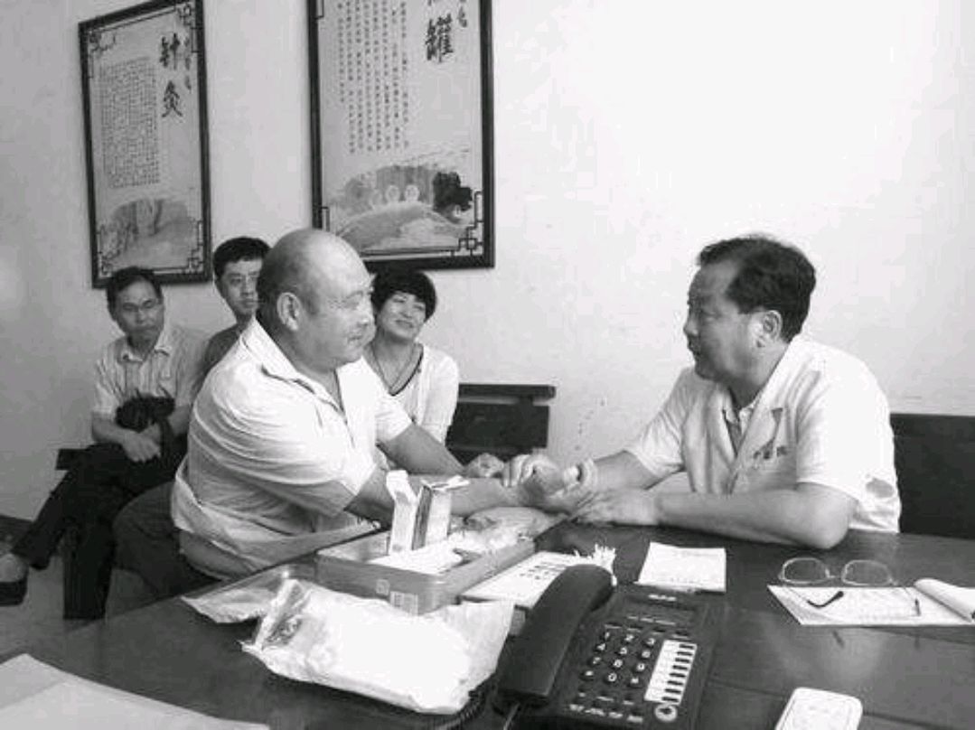 全国名中医高树中，中国针灸学会首席科普专家，独创“一针疗法”