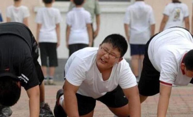 7岁孩子跳远能跳1.5米什么水平,12岁小孩跳远最多能跳多远