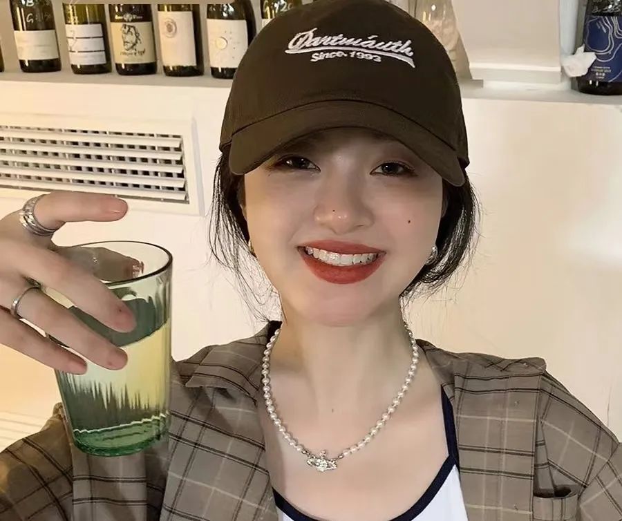 根据脸型选帽子这样才不显脸大,脸小脸型不好看适合什么帽子