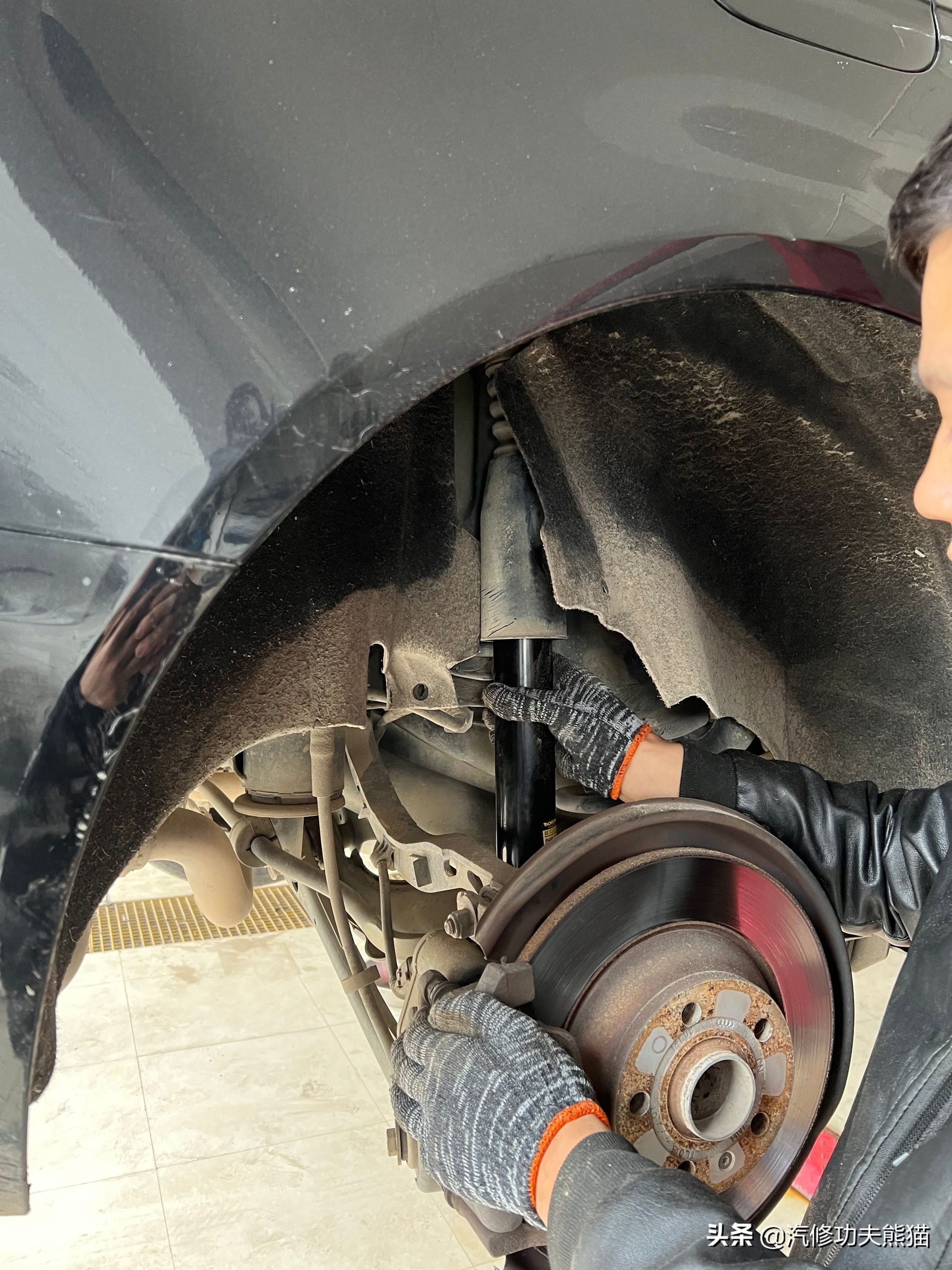 奥迪大众保时捷烧机油专修,2.0t奥迪a6烧机油吗