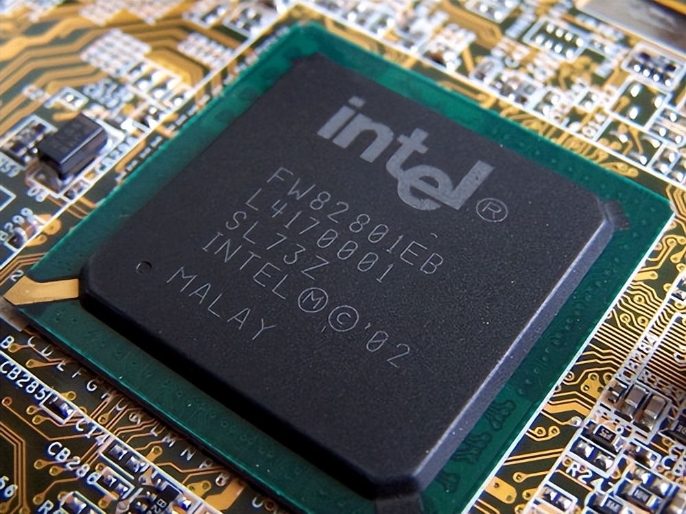 电脑大主板和小主板的区别,服务器主板与电脑主板的区别