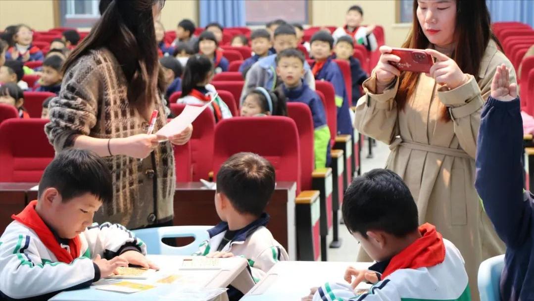 50涓叮鍛虫父鎴忕帺杞暟瀛︿笁骞寸骇,瓒ｅ懗鏁板娓告垙绔炶禌涓婚