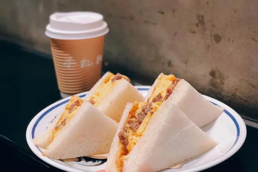 到底哪个才是真的的英文,哪些明星是真正香港本地人