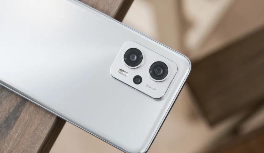 目前性价比最高的千元机是哪一款,买千元机这三款才值得考虑