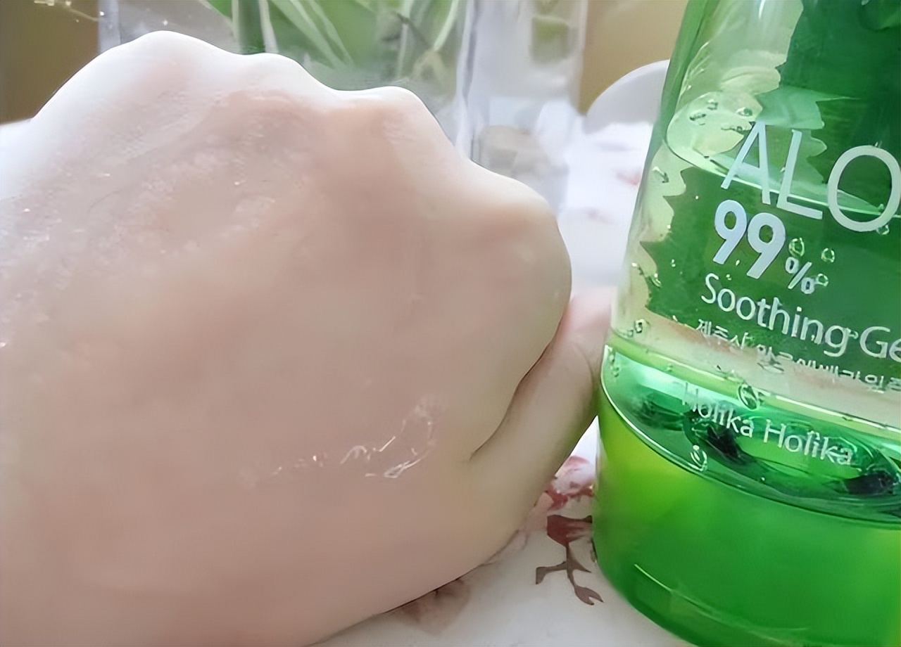 10块钱一瓶的芦荟胶可以用么,芦荟胶对青春期女孩皮肤的妙用