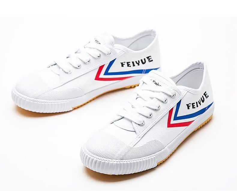 童年时的一双白网鞋,童年的回力白球鞋