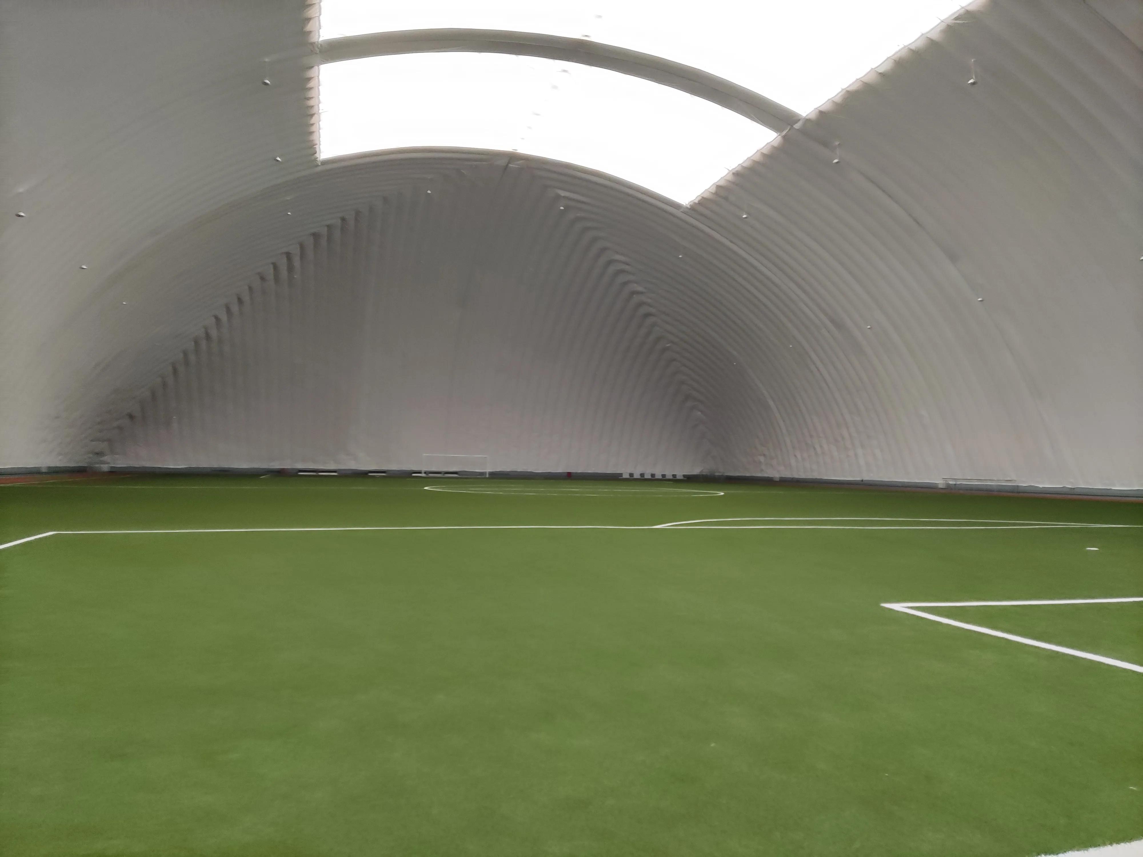 新疆第一个空中足球场,新疆最专业的足球场