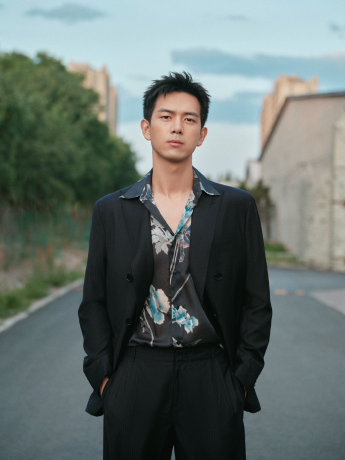 17年顶流男明星都有谁,中国十大顶流明星最新