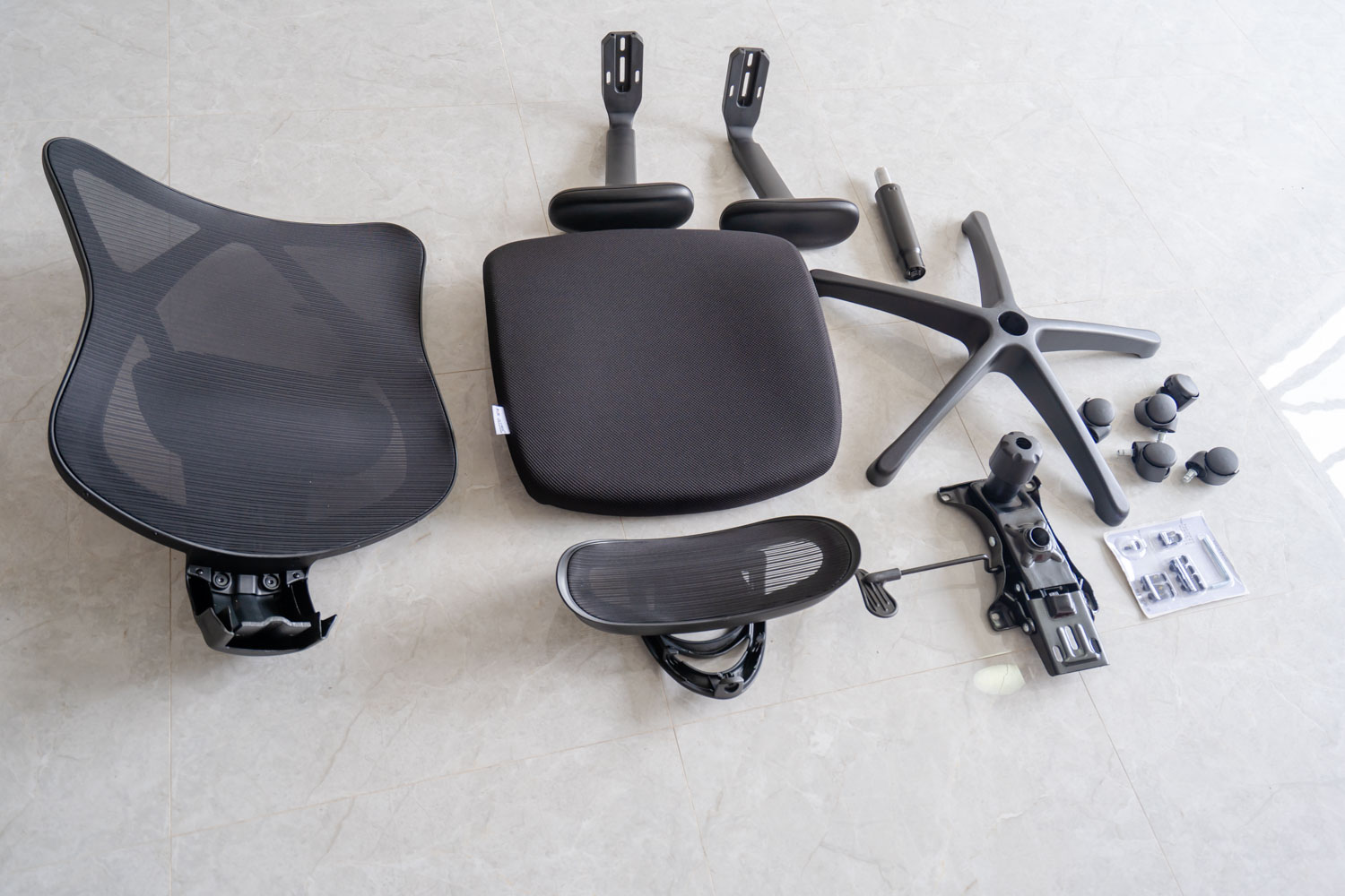 永艺入门级人体工学椅横评,永艺双背联动人体工学椅评测