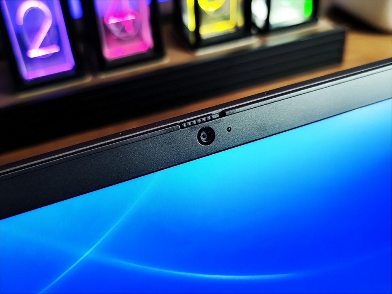 戴尔latitude7390,戴尔latitude7610评测