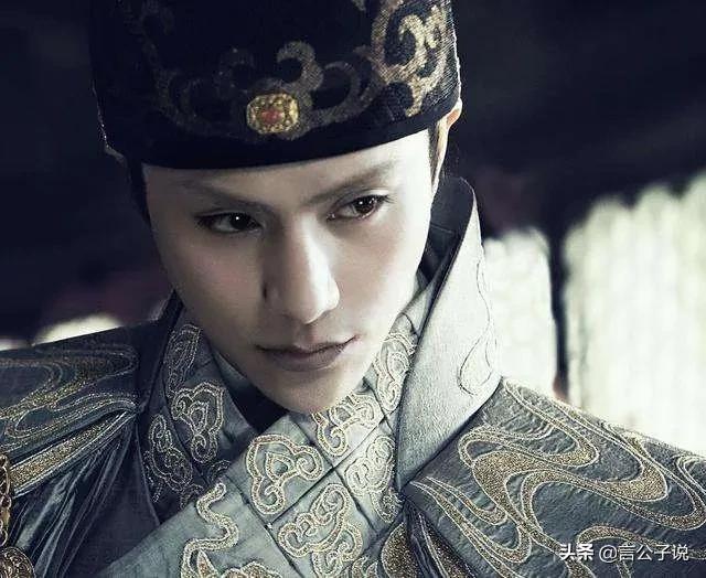 穿飞鱼服最好看的男明星,男演员穿飞鱼服