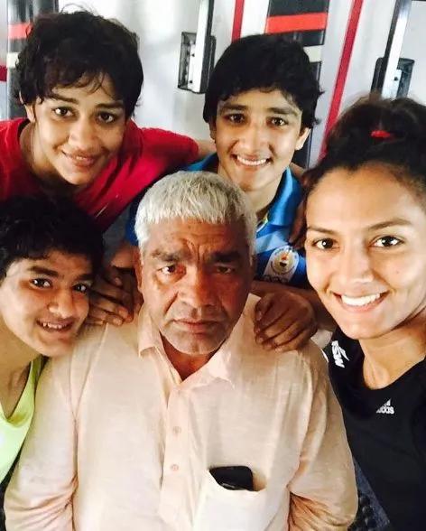 摔跤吧爸爸电影完整版,摔跤吧爸爸励志短视频