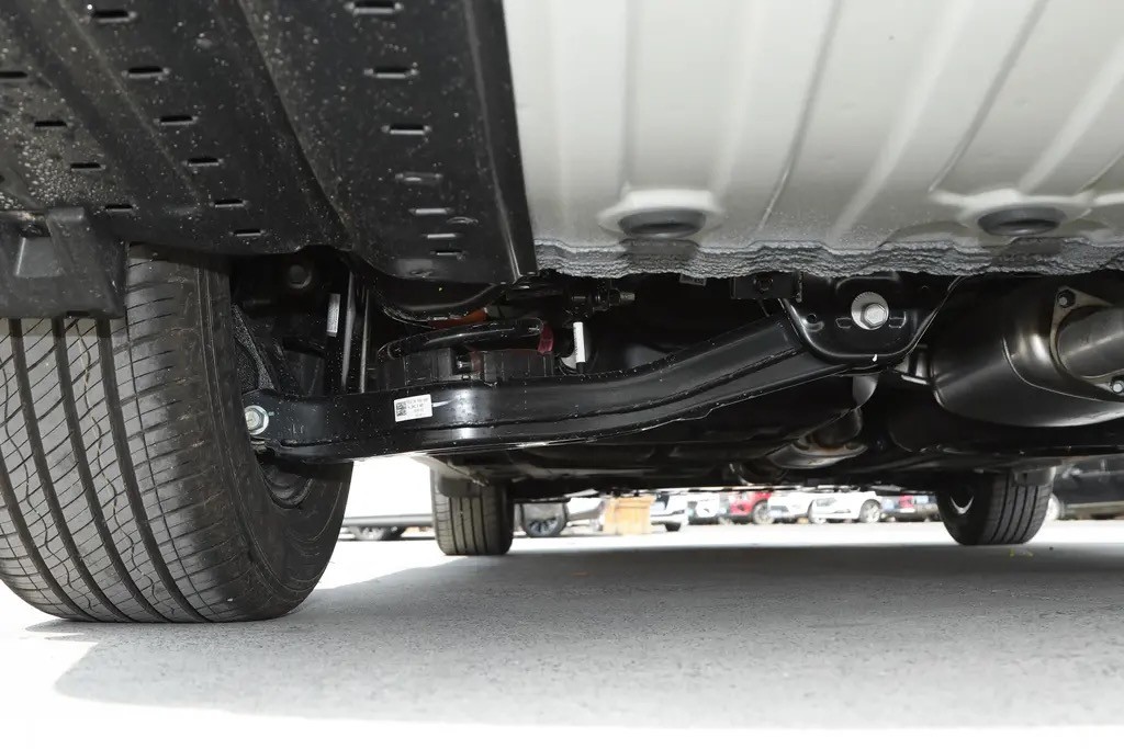 国产新一代起亚嘉华实车首次曝光,试驾起亚嘉华顶配版