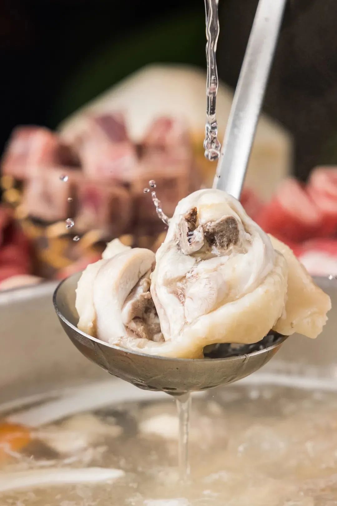 花胶鸡汤椰子水,椰子花胶煲鸡汤的做法及功效