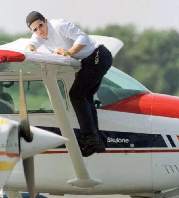 小肯尼迪情史,小肯尼迪的历任女友