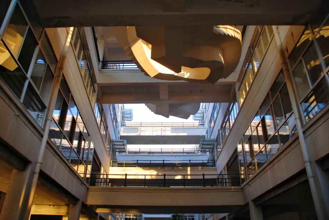 新中国第一批十大高校,中国第一个高校